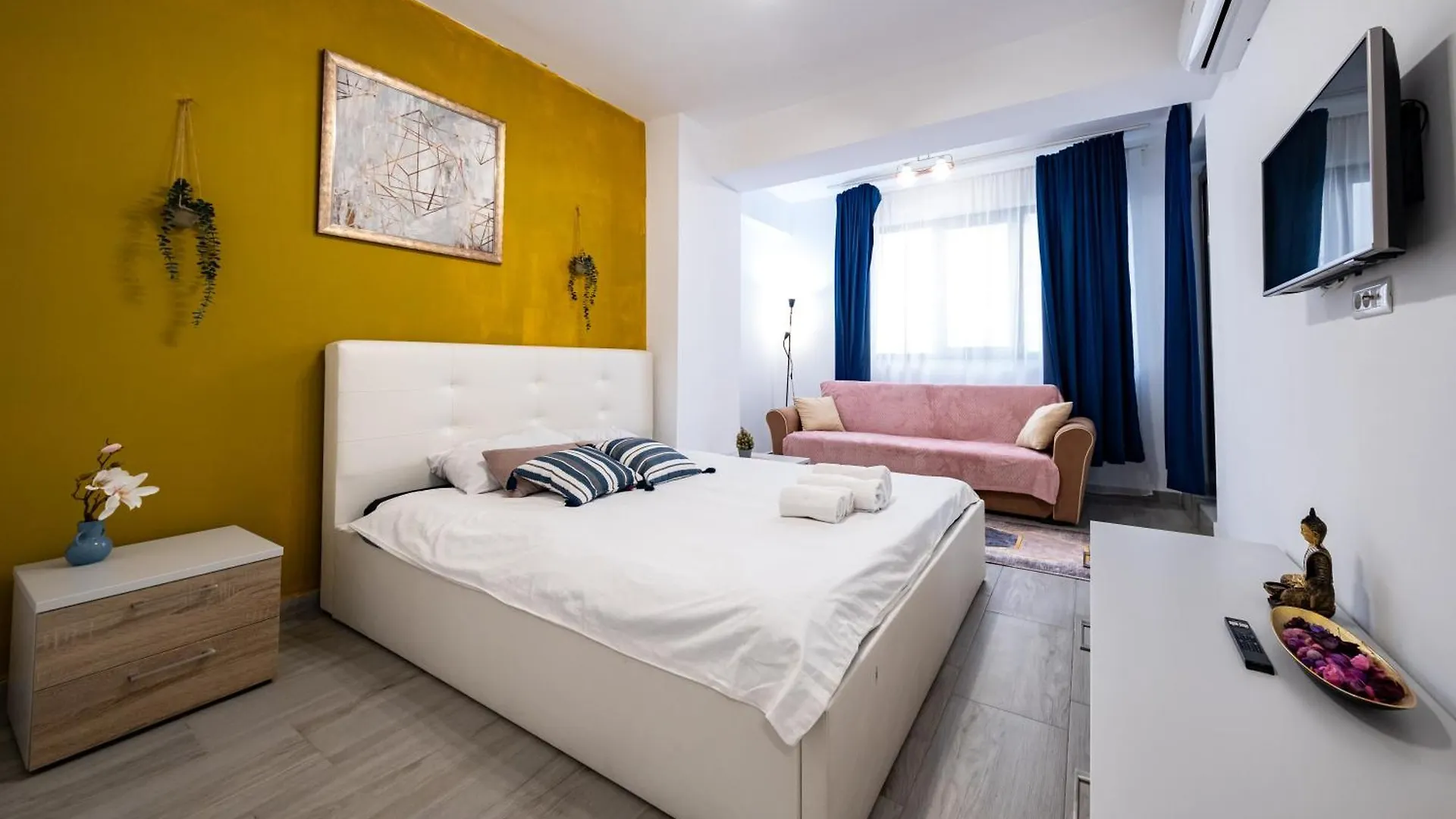 Appartement The Golden Studio - With Free Gym Bucarest