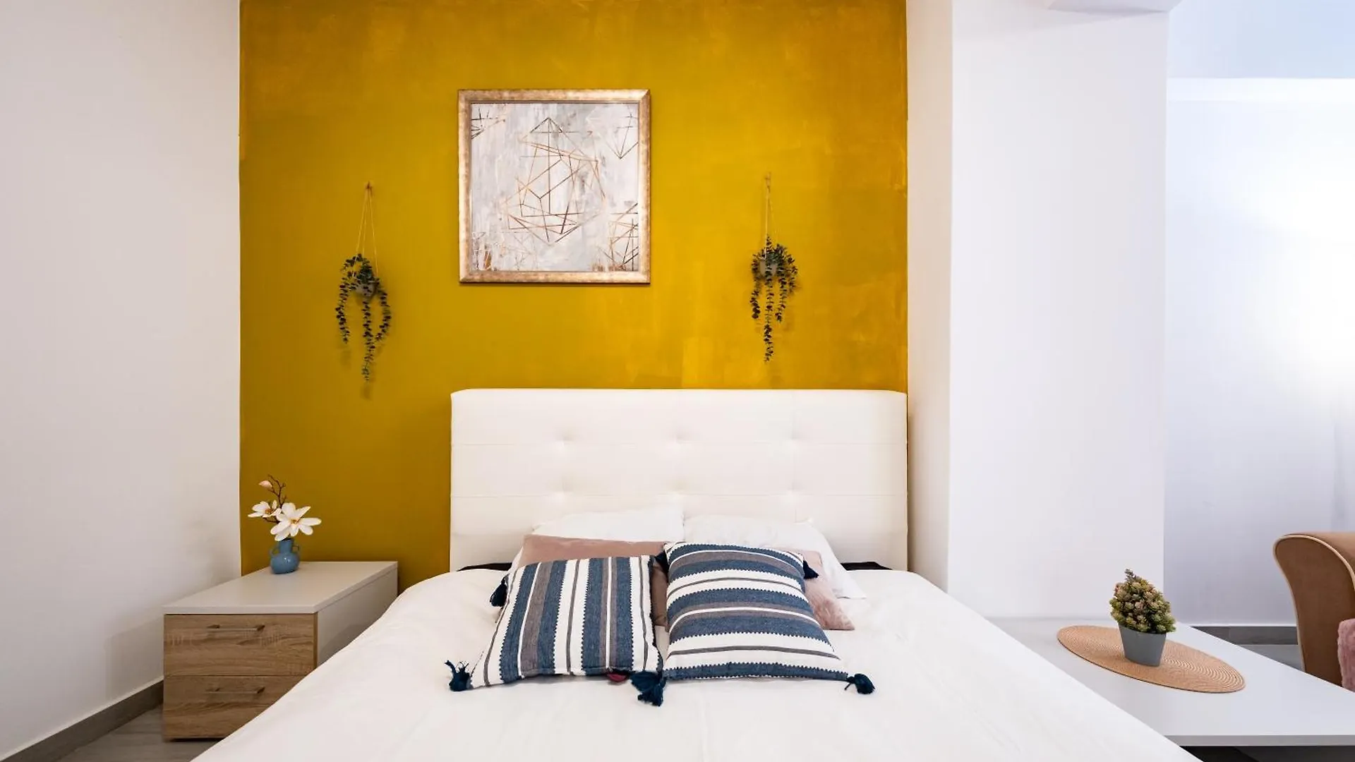 Appartement The Golden Studio - With Free Gym Bucarest Roumanie